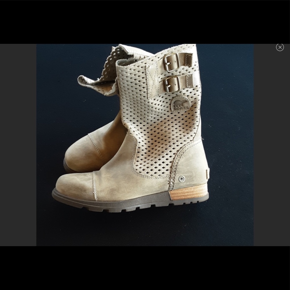 Sorel Tan Ankle Boots